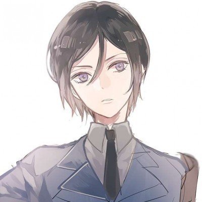 女子亲宝宝脚丫嘴唇肿成香肠